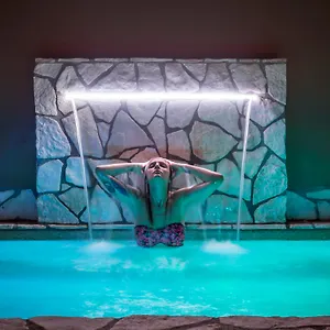 87 エイティー セブン ホテル