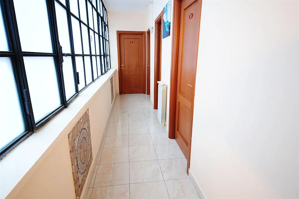 Hotel Mosaic Roma İtalya